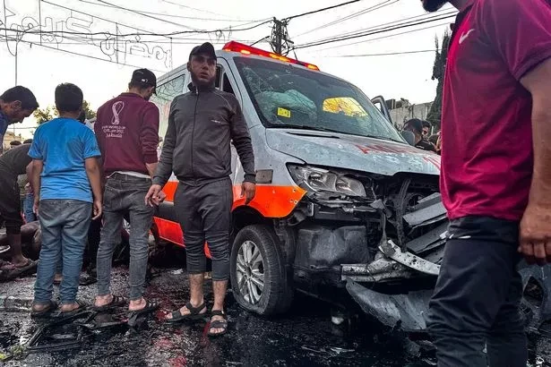 इजरायलद्वारा एम्बुलेन्सको लस्करमा हवाई आक्रमण, १५ को मृत्यु