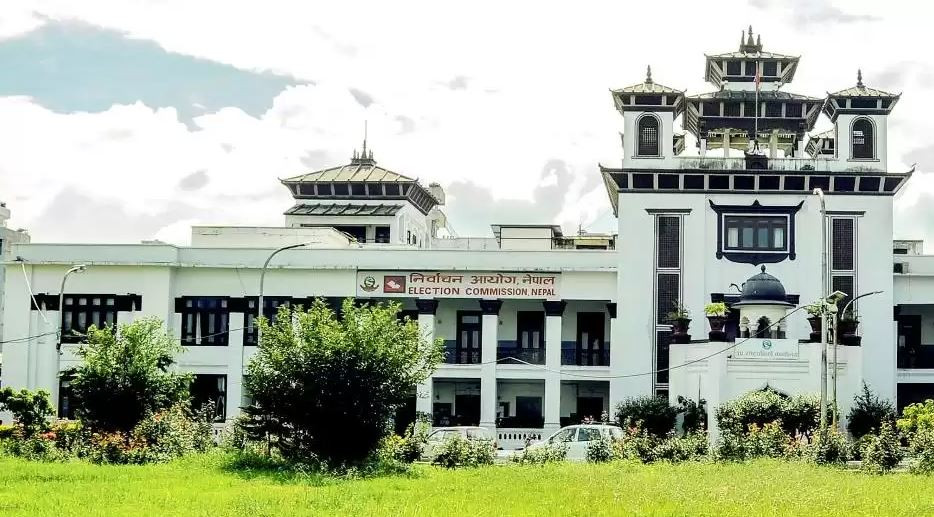 उपनिर्वाचन : बारा, चितवन र तनहुँका लागि मुख्य निर्वाचन अधिकृत नियुक्त