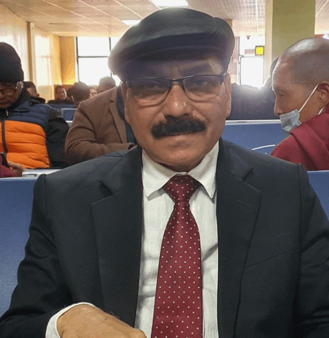 सभापति रविलाई धरौटीमा छाड्न आदेश दिने न्यायाधीशको आलोचना गरेका त्रिपाठीविरुद्ध सर्वोच्चमा मुद्दा