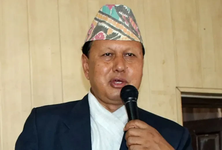 सरकारी अस्पतालमा बिहान ८ बजेदेखिको सेवा प्रभावकारीः मन्त्री बस्नेत