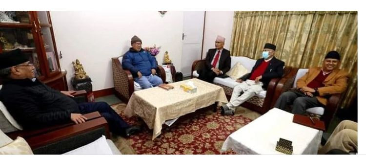 माधव नेपाललाई  गठबन्धनमा सहभागी हुन नवगठित सत्ता गठबन्धनका शीर्ष नेताहरूको आग्रह