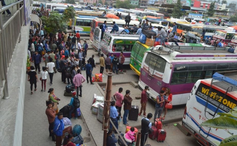 दसैँका यात्रु बोक्ने चालकले लागुपदार्थ सेवन  गरेर गाडी चलाएको भेटियो